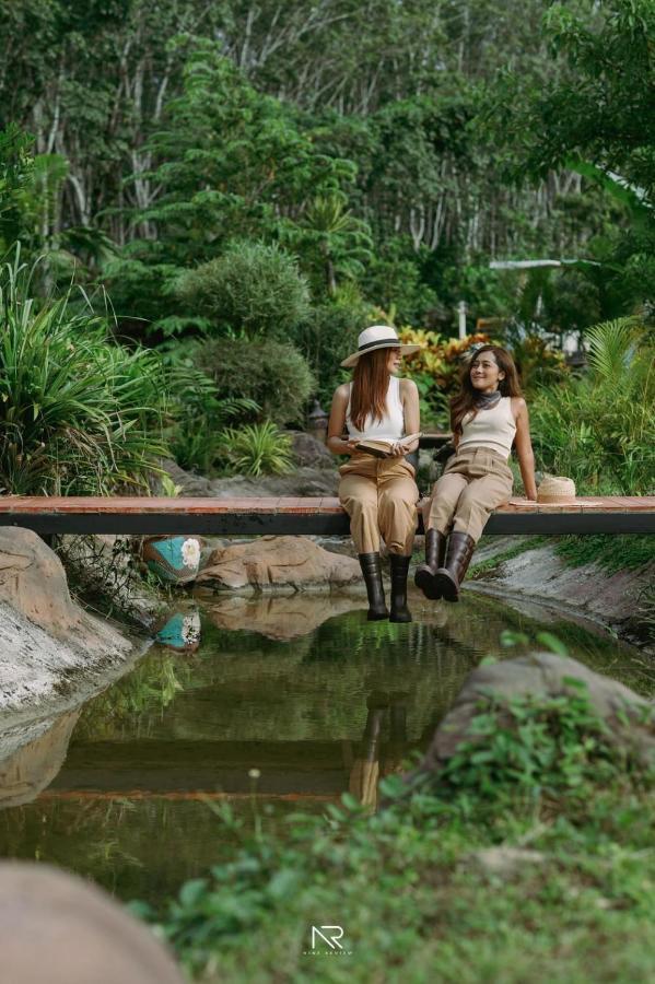 ไร่นาบัวหลวง คาเฟ่ & ฟาร์มสเตย์ Raina Bualuang Cafe & Farm Stay Ban Na No Экстерьер фото